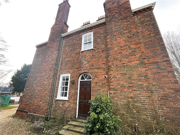 2 Bedroom Semi-Detached House To Rent In The Close, Winchester, Hampshire, SO23