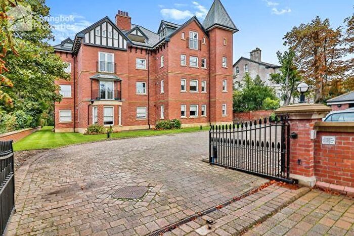 2 Bedroom Apartment To Rent In Open Golf - Westcliffe Road, Birkdale, PR8