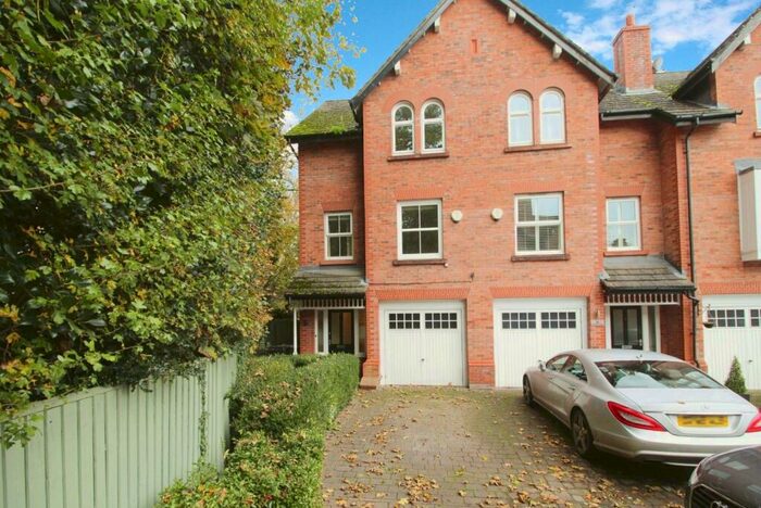 3 Bedroom Semi-Detached House To Rent In Broadacre Place, Alderley Edge, Cheshire, SK9