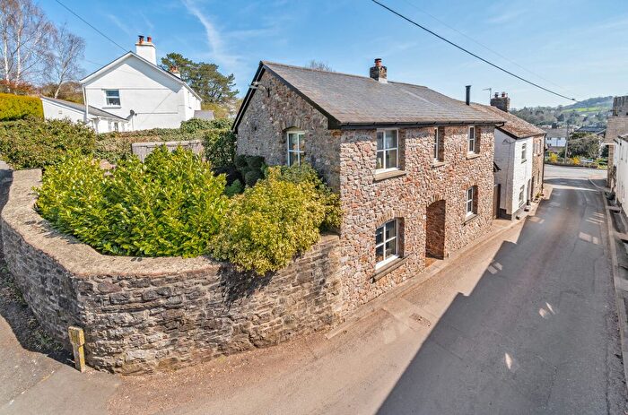 3 Bedroom Detached House For Sale In High Street, Bampton, Tiverton, Devon, EX16