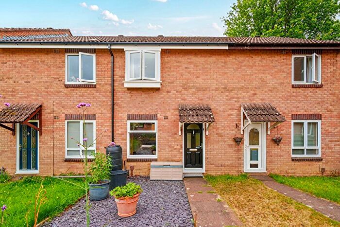 3 Bedroom Terraced House For Sale In Pine Court, Frome, BA11