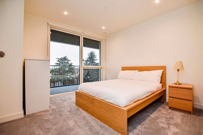 2 Bedroom Flat To Rent In The Hyde, London, NW9