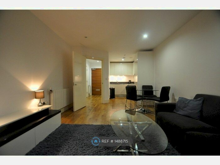 1 Bedroom Flat To Rent In Warehouse Court, London, SE18