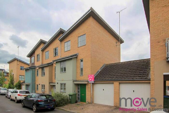 4 Bedroom End Of Terrace House To Rent In Sotherby Drive, Cheltenham, GL51