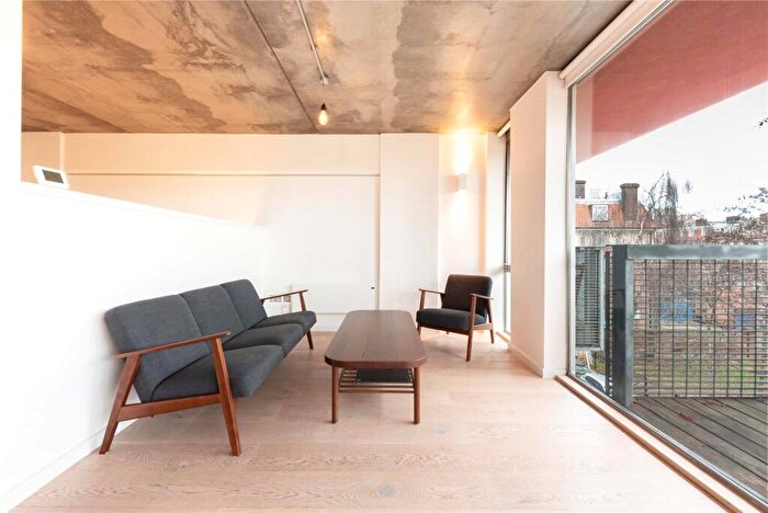 1 Bedroom Flat To Rent In Union Wharf, Wenlock Road, N1