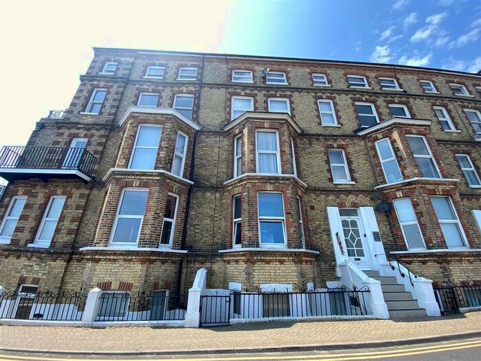 1 Bedroom Flat To Rent In Victoria Parade, Broadstairs, CT10