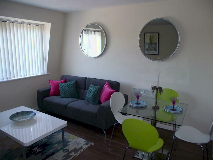 1 Bedroom Apartment To Rent In Rumbow, Halesowen, B63