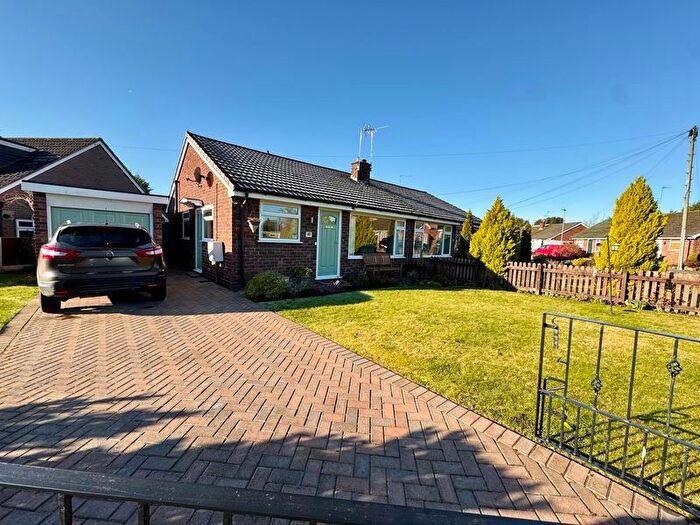 2 Bedroom Bungalow For Sale In Sandiford Road, Holmes Chapel, CW4