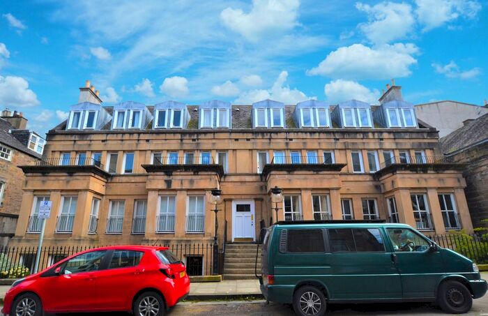 2 Bedroom Flat To Rent In Gayfield Street, New Town, Edinburgh, EH1