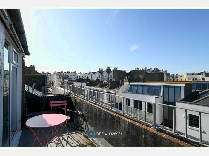 6 Bedroom Terraced House To Rent In St. Georges Road, Brighton, BN2