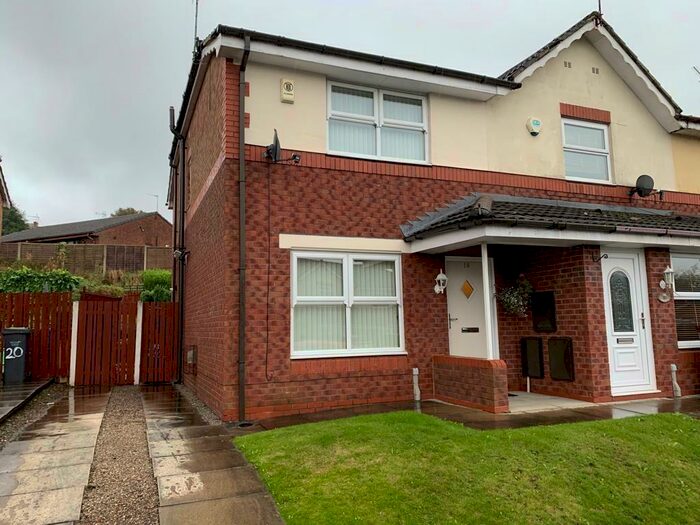 3 Bedroom Semi-Detached House To Rent In April Close, Oldham, Lancashire, OL8