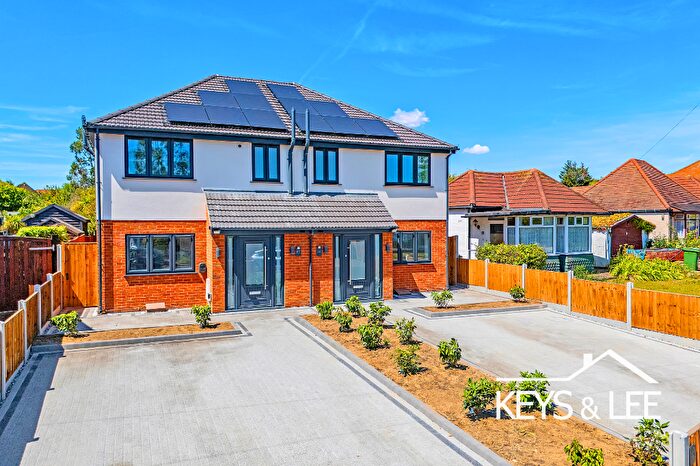 4 Bedroom Semi Detached House For Sale In Ascension Road, Romford, RM5