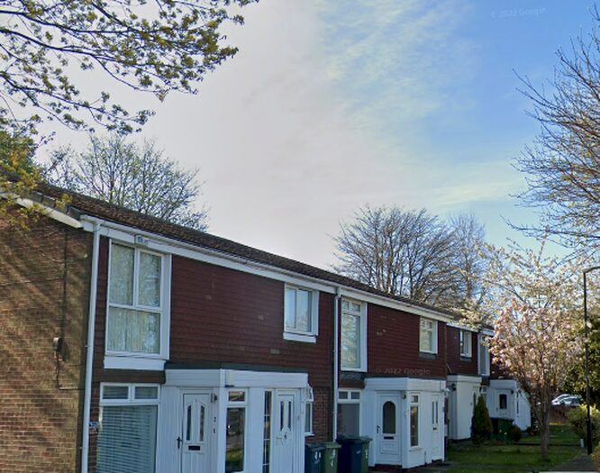 2 Bedroom Flat To Rent In Membury Close, Sunderland, SR3
