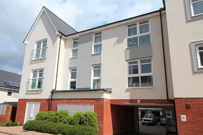 2 Bedroom Apartment To Rent In Adams Close, Poole, BH15