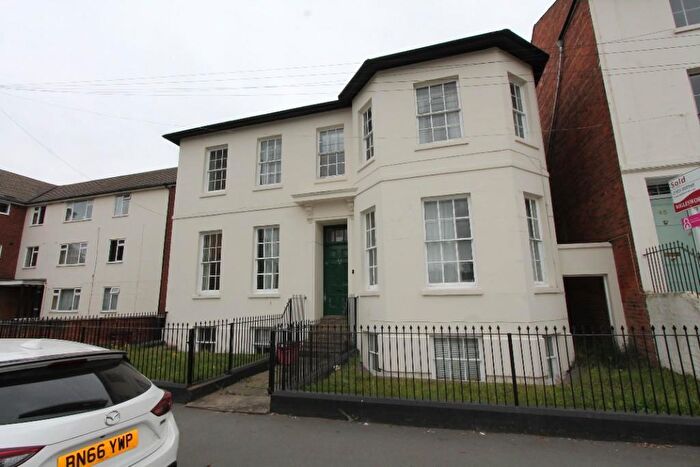 5 Bedroom House To Rent In , Brunswick Street, Leamington Spa, CV31