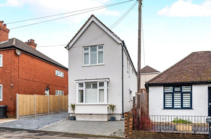 3 Bedroom Detached House To Rent In South Road, Guildford, Surrey, GU2