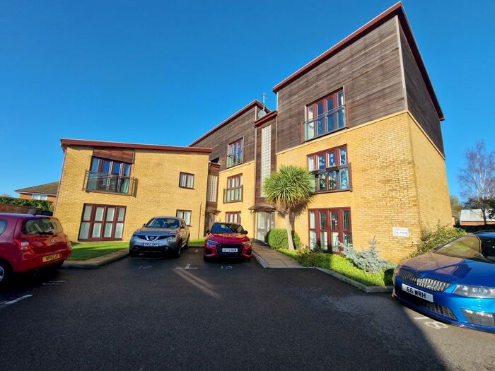 2 Bedroom Flat To Rent In The Edge, St Lawrence, Ramsgate, CT11