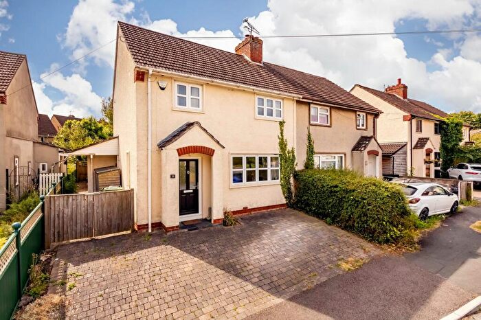 3 Bedroom Semi-Detached House For Sale In Kingrove Crescent, Chipping Sodbury, BS37