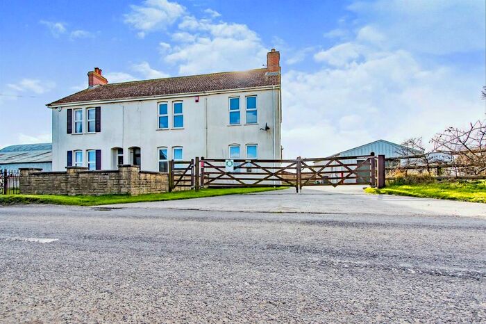 4 Bedroom Semi-Detached House For Sale In Newtown, Kingsbury Episcopi, Martock, TA12