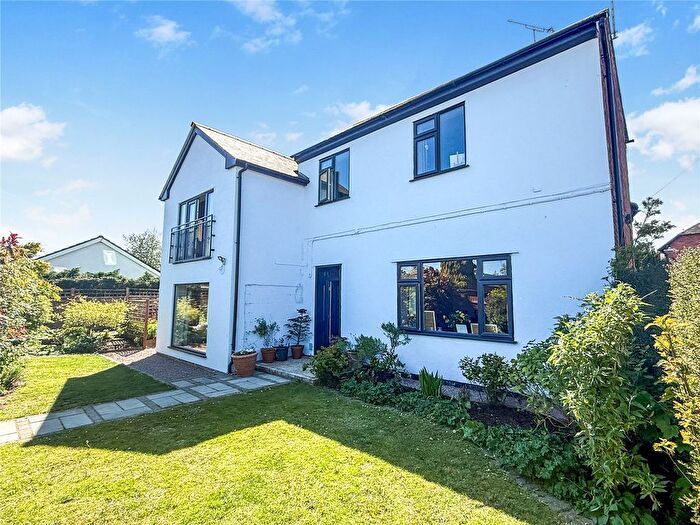 4 Bedroom Semi Detached House For Sale In Penylan Lane, Oswestry, Shropshire, SY11