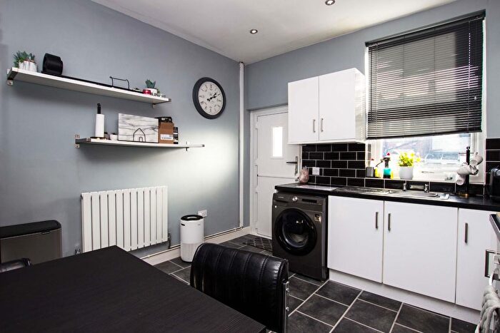 2 Bedroom Terraced House For Sale In Clarence Street, Darwen, BB3