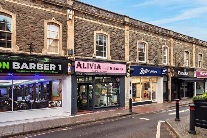 1 Bedroom Flat To Rent In Old Church Road, Clevedon, BS21