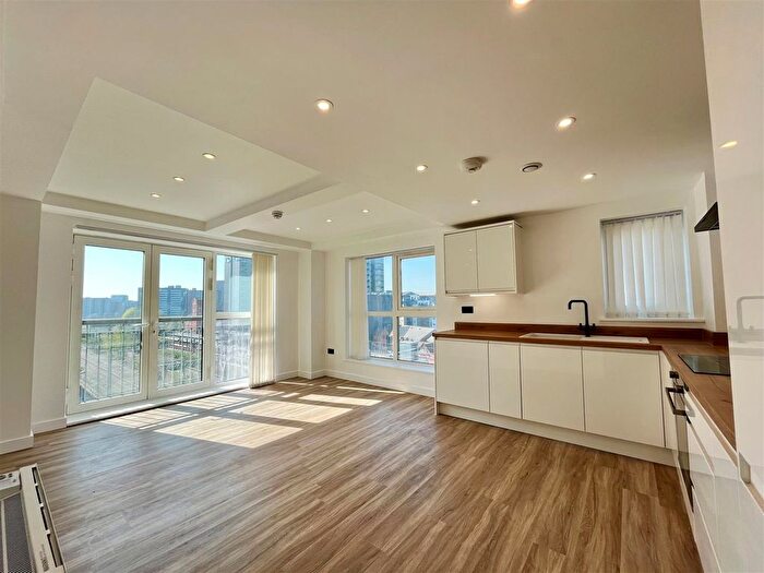 2 Bedroom Flat To Rent In The Bayley, New Bailey Street, Salford, M3