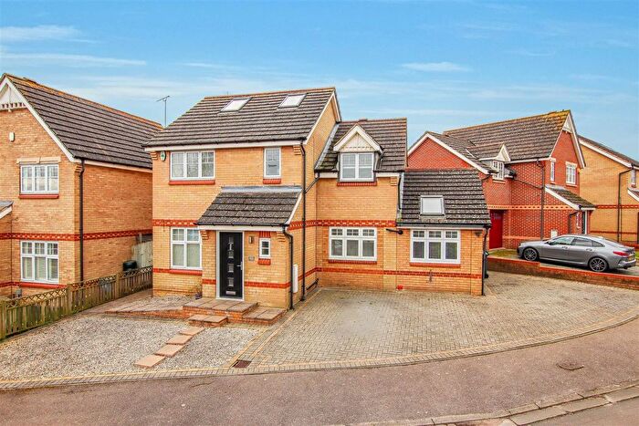 3 Bedroom Detached House For Sale In Great Innings South, Watton At Stone, Hertford, SG14
