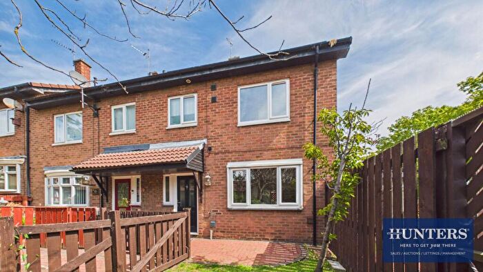 2 Bedroom End Of Terrace House To Rent In St. Peters View, Monkwearmouth, Sunderland, SR6