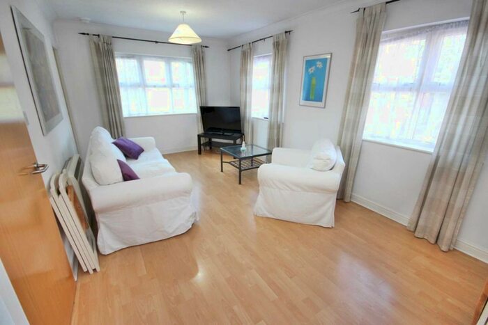 1 Bedroom Flat To Rent In Slate Wharf, Manchester, M15