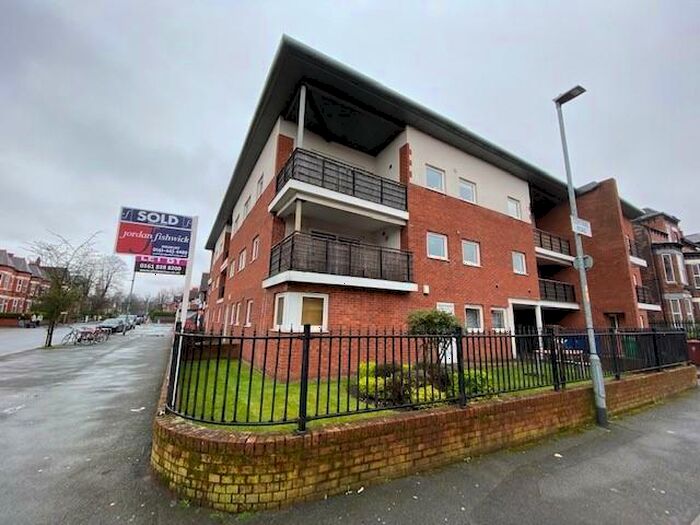 2 Bedroom Flat To Rent In Central Road, West Didsbury, Manchester, M20