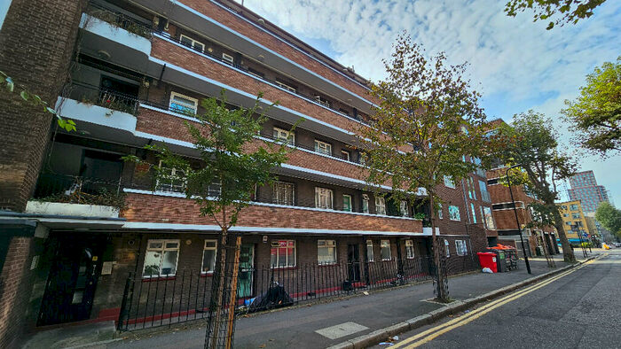 2 Bedroom Apartment To Rent In Bevenden Street, London, N1
