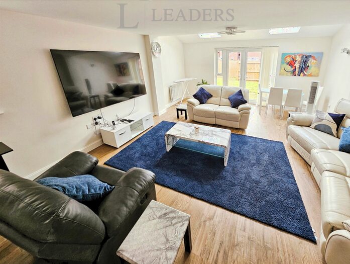 4 Bedroom Link Detached House To Rent In Amber Close, Rugby, CV22