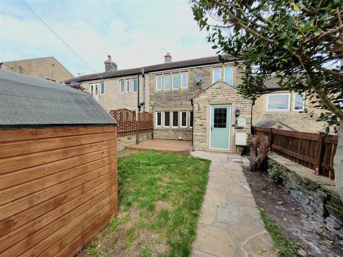 3 Bedroom Cottage To Rent In High Street, Scapegoat Hill, Huddersfield, HD7