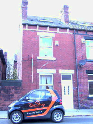 4 Bedroom Terraced House To Rent In Parnaby Terrace, Leeds, West Yorkshire, LS10