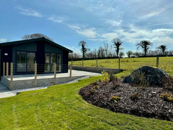 2 Bedroom Lodge For Sale In Lifton, Devon, PL16