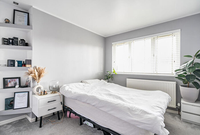 3 Bedroom Terraced House For Sale In Newnham Place, Patchway, Bristol, BS34