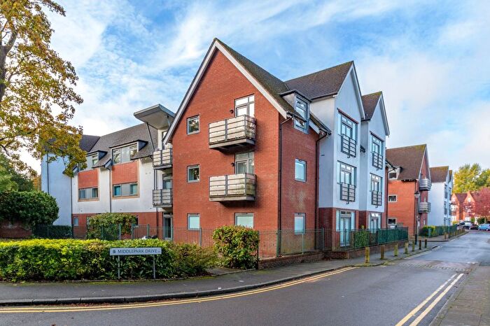 1 Bedroom Flat To Rent In Middlepark Drive, Northfield, Birmingham, West Midlands, B31