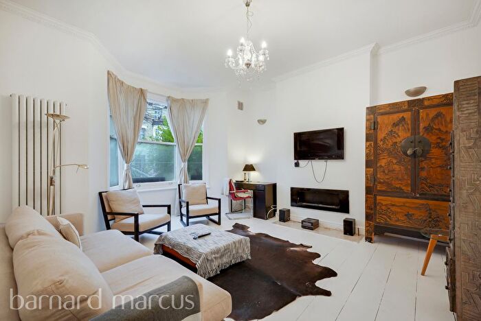 2 Bedroom Flat To Rent In Beauclerc Road, London, W6