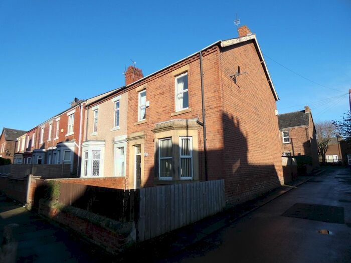 3 Bedroom Terraced House To Rent In Byron Avenue, Willington Quay, Wallsend NE28