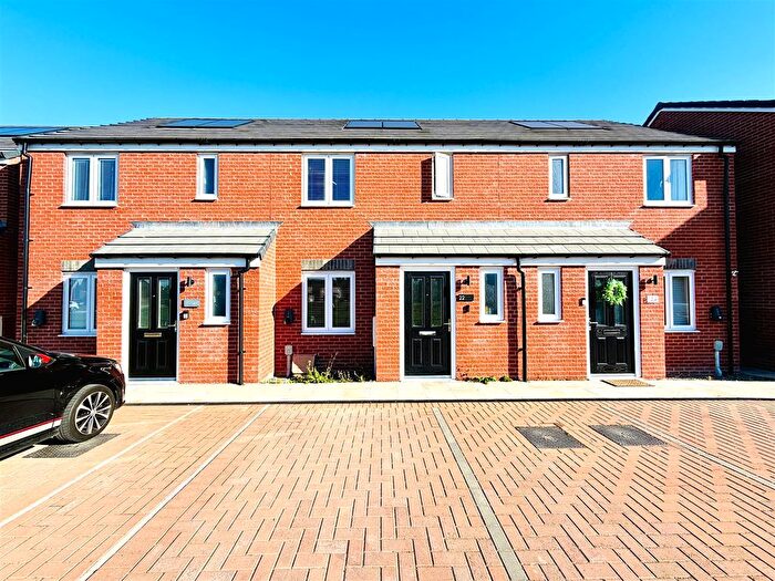 3 Bedroom Terraced House To Rent In Bracken Way, Selby, YO8