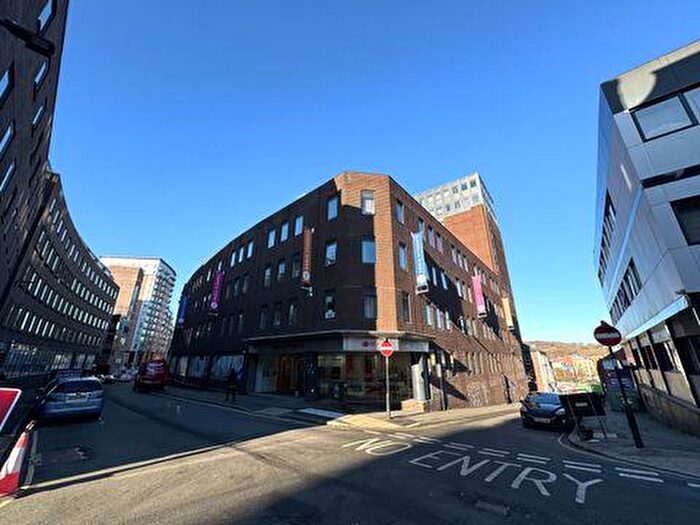 Studio To Rent In Queen Street, Sheffield, S1