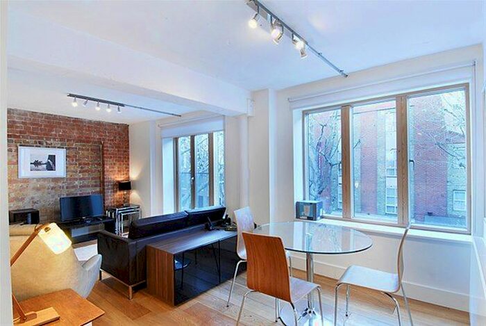 2 Bedroom Flat To Rent In Tower Bridge Road, London Bridge, SE1