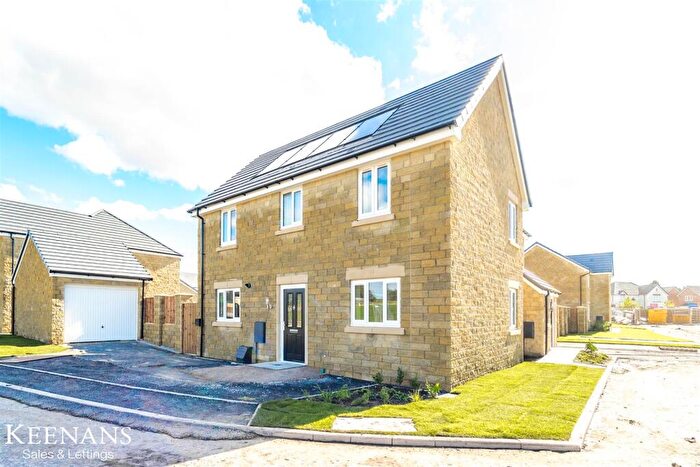 3 Bedroom Semi-Detached House To Rent In Astor Crescent, Blackburn, BB2