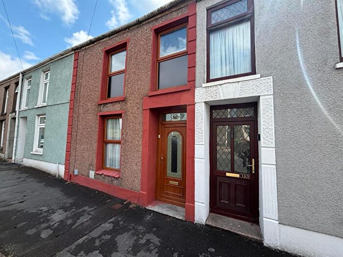 3 Bedroom Terraced House For Sale In Bridge Street, Llangennech, Llanelli, SA14