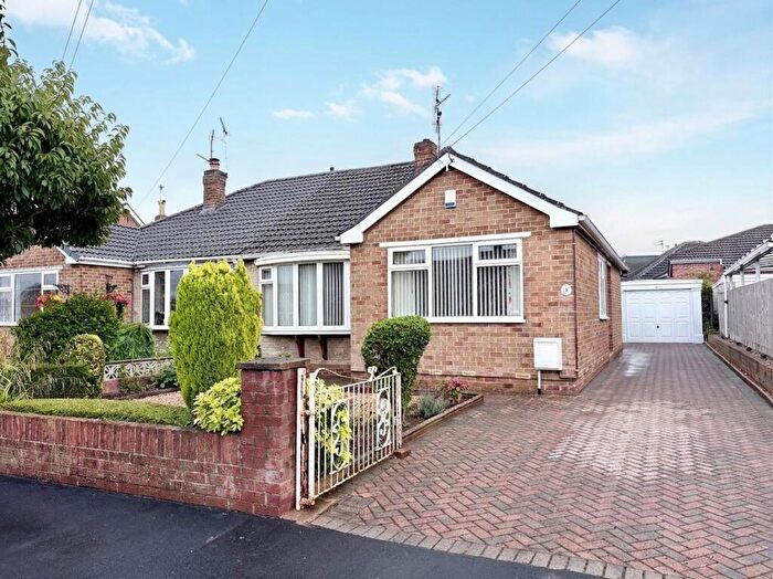 3 Bedroom Semi-Detached Bungalow For Sale In Kipling Road, Barnby Dun, DN3