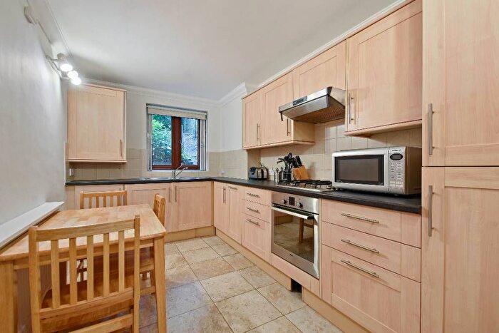 1 Bedroom Flat To Rent In Upper Park Road, Belsize Park, Belsize Park, NW3