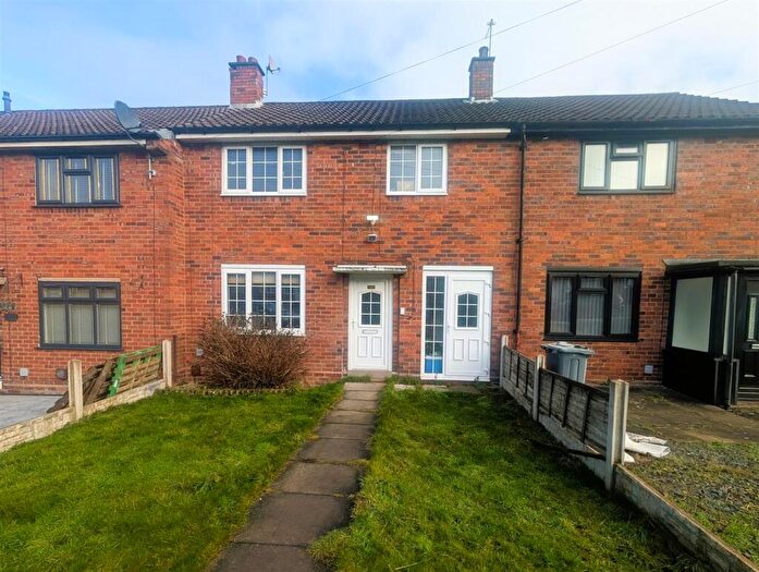 3 Bedroom Terraced House For Sale In Cornwall Avenue, Oldbury, B68