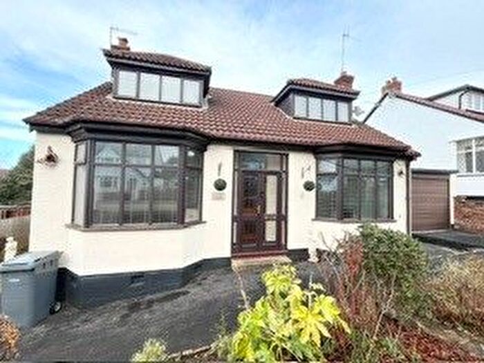2 Bedroom Property To Rent In Mount Road, Wirral, CH48