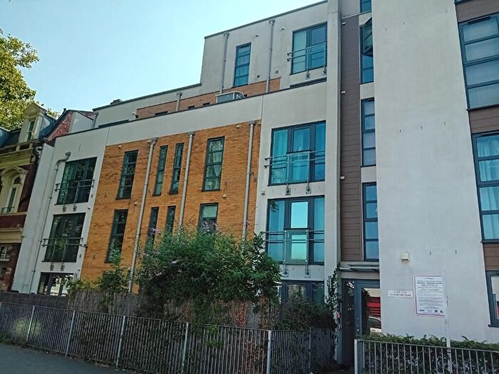 2 Bedroom Flat To Rent In Romford Road, London, E15